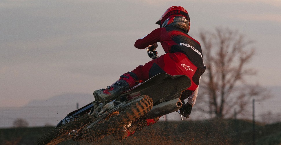 Ducati Desmo450 MX Factory